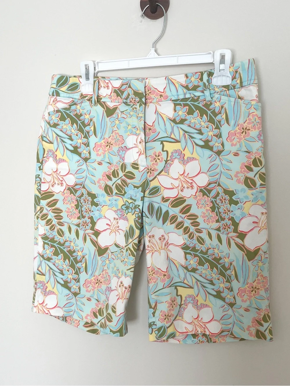 TALBOTS Perfect Shorts Hibiscus Floral Chino 10.5” Tropical Preppy  Women’s 8